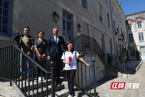 承德热门吃瓜事件视频,全民围观吃瓜盛宴