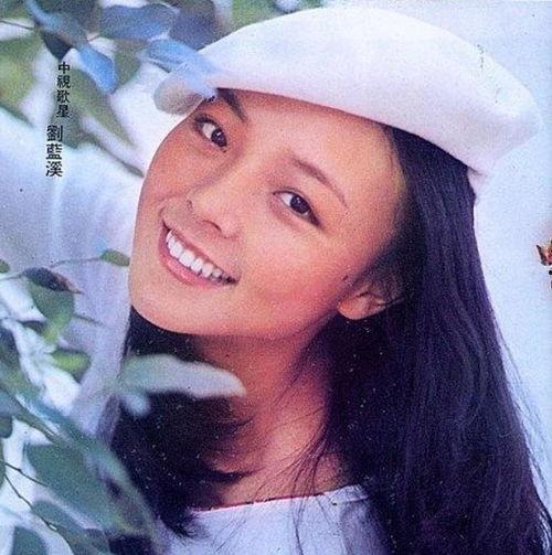 明星网红去世,缅怀逝去的明星网红，永恒的记忆与哀思
